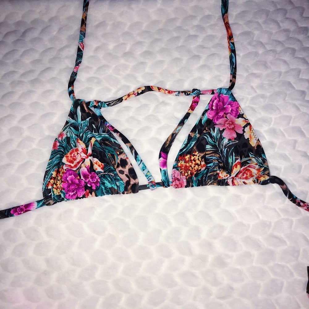 bikini top